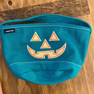 🤍NEW LISTING🤍 Lands End Trick or Treat bucket